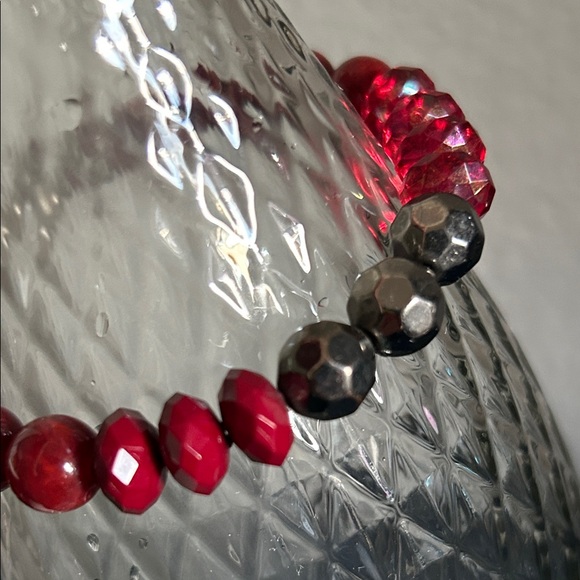 Set of 9 Chic Multi-Color Aurora Borealis Faceted Beaded Stretch Bracelets - Picture 14 of 16